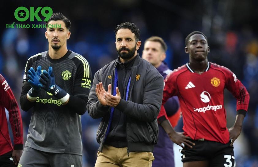 Jose Mourinho chỉ trích Amorim là 'kẻ ngu ngốc' 704771